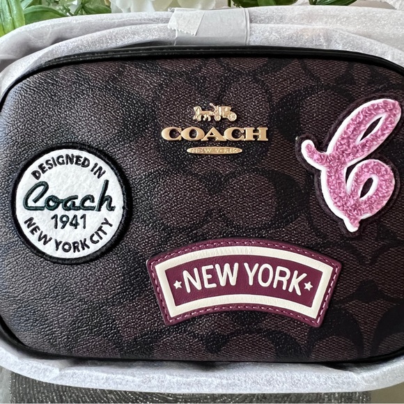 Coach Mini Jamie Camera Bag In Signature Canvas With Ski Patches - Picture 7 of 8